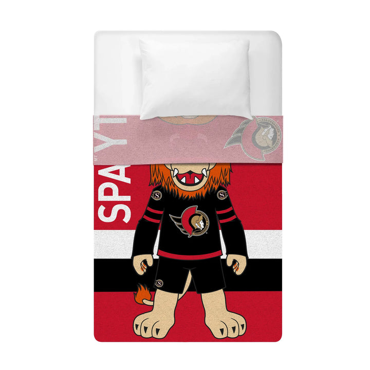 Sleep Squad Sparty 60" x 80" Raschel Throw Blanket