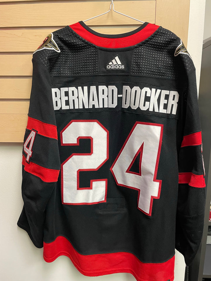 23-24 Home Set 1 - Bernard-Docker